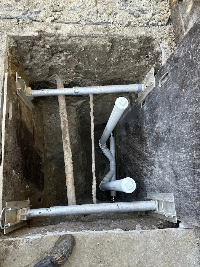 Experienced plumber completing Drain Cleaning work in East Wenatchee